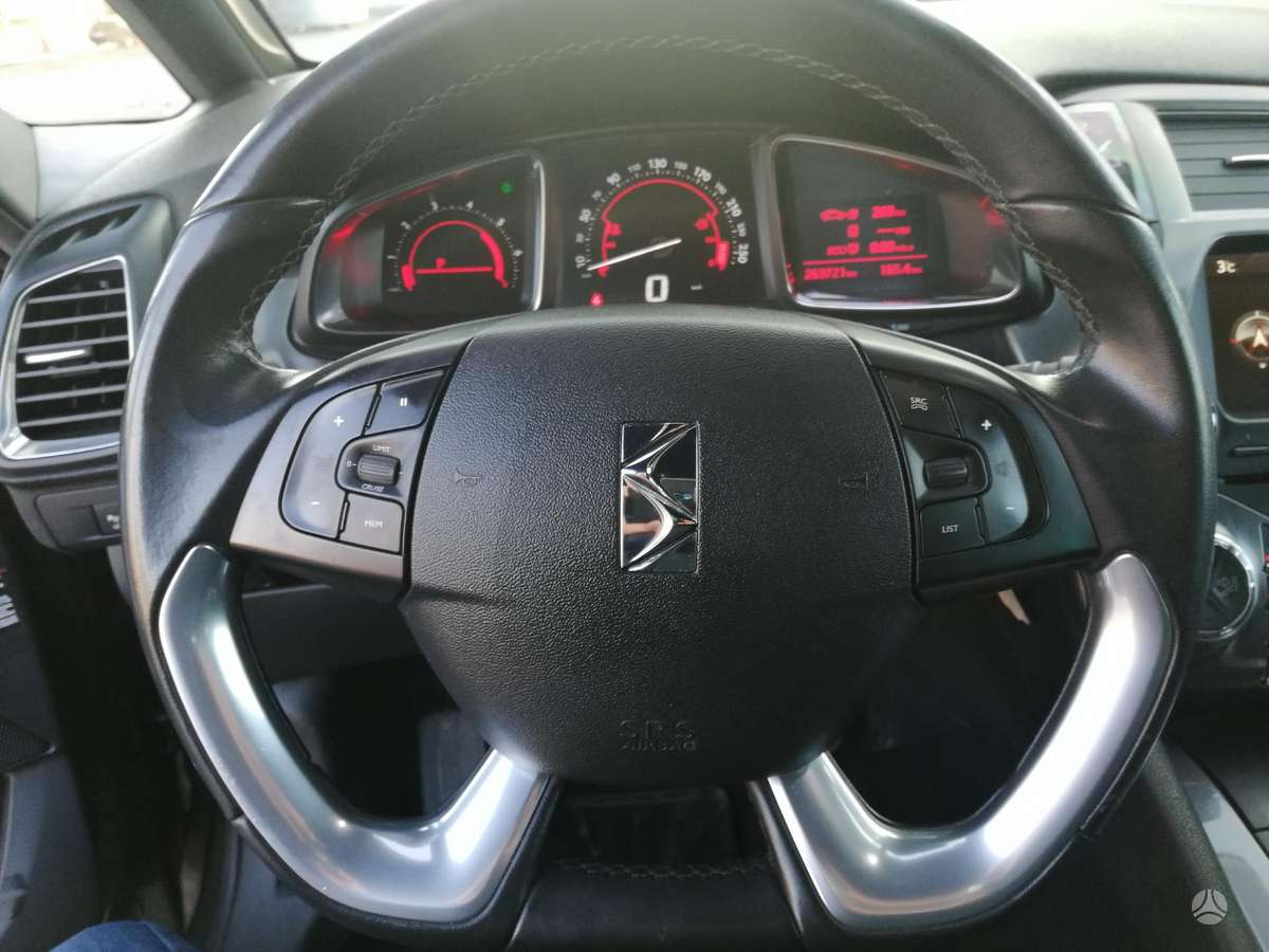 Citroen DS5, 2.0 l., hatchback
