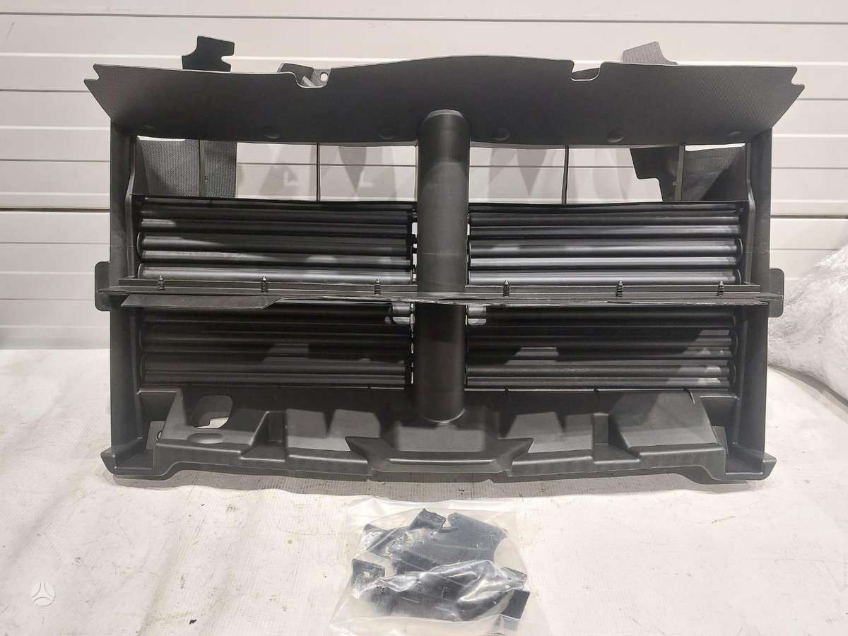 Dodge Ram Ram 2013 2018 žaliuzės