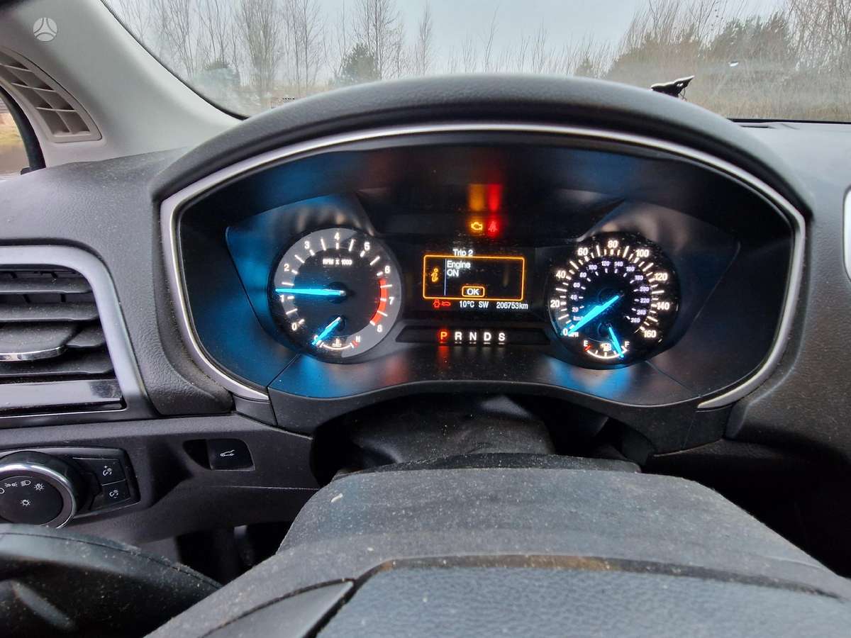 Ford Mondeo dalimis