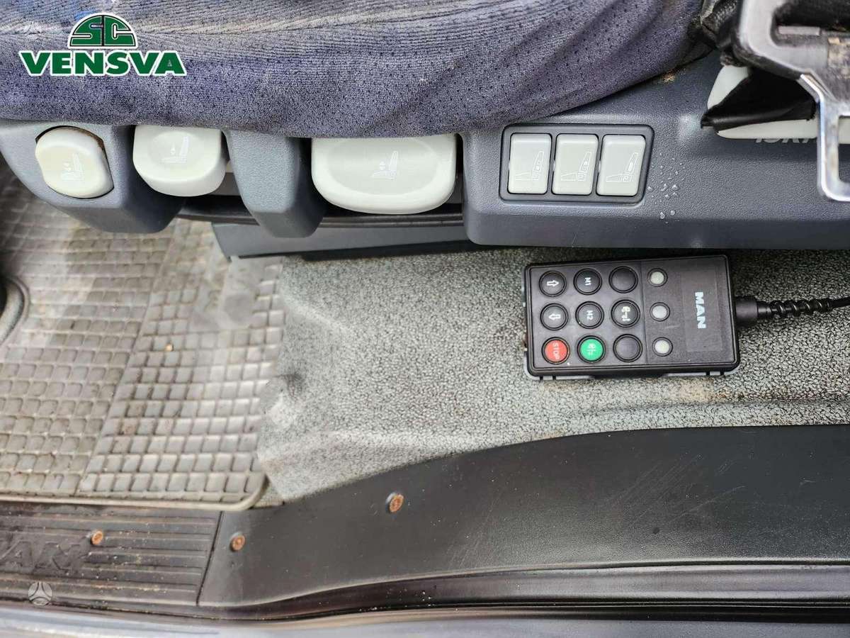 MAN TGL 12.210, 4X2, HMF 735 K4, с краном