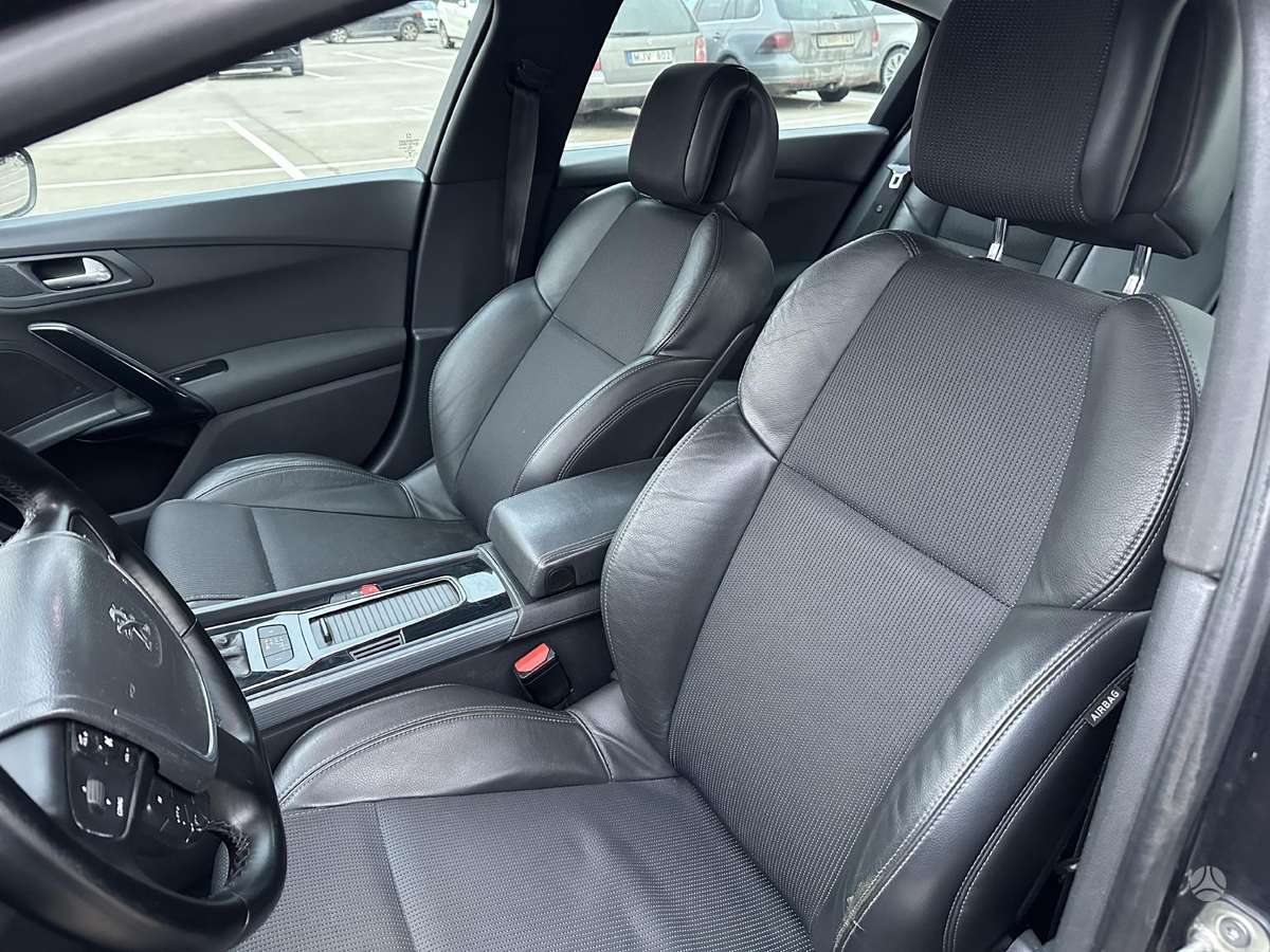 Peugeot 508, 1.6 l., Седан