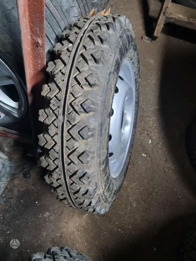 Lada Niva Taipat ir perkam lada markes auto