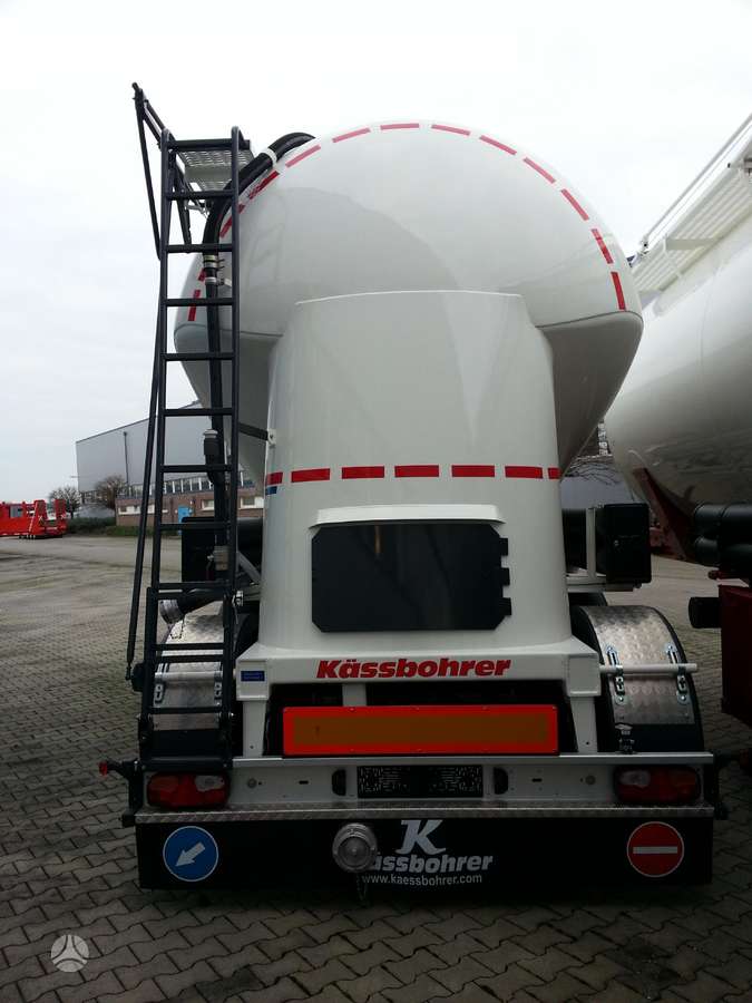 Kässbohrer K.SSL 35, tanker