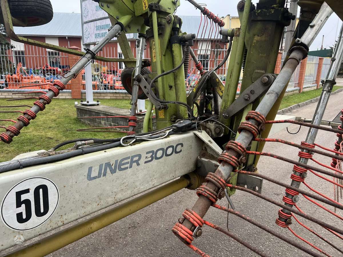 Claas Liner 3000, grābekļi