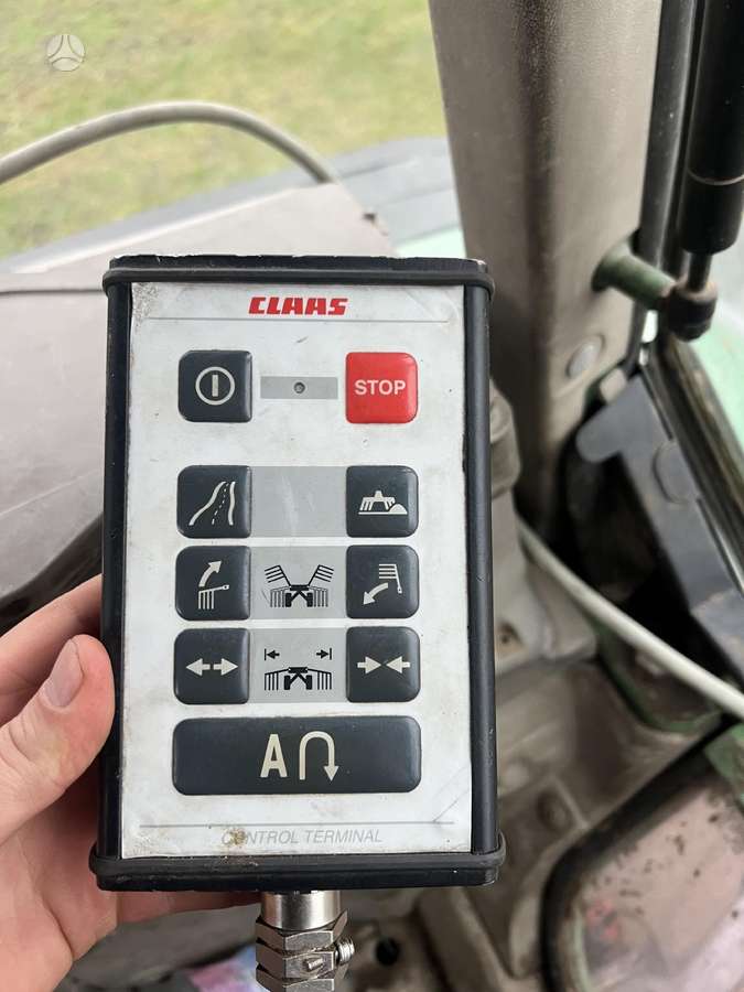 Claas Liner 3000, grābekļi