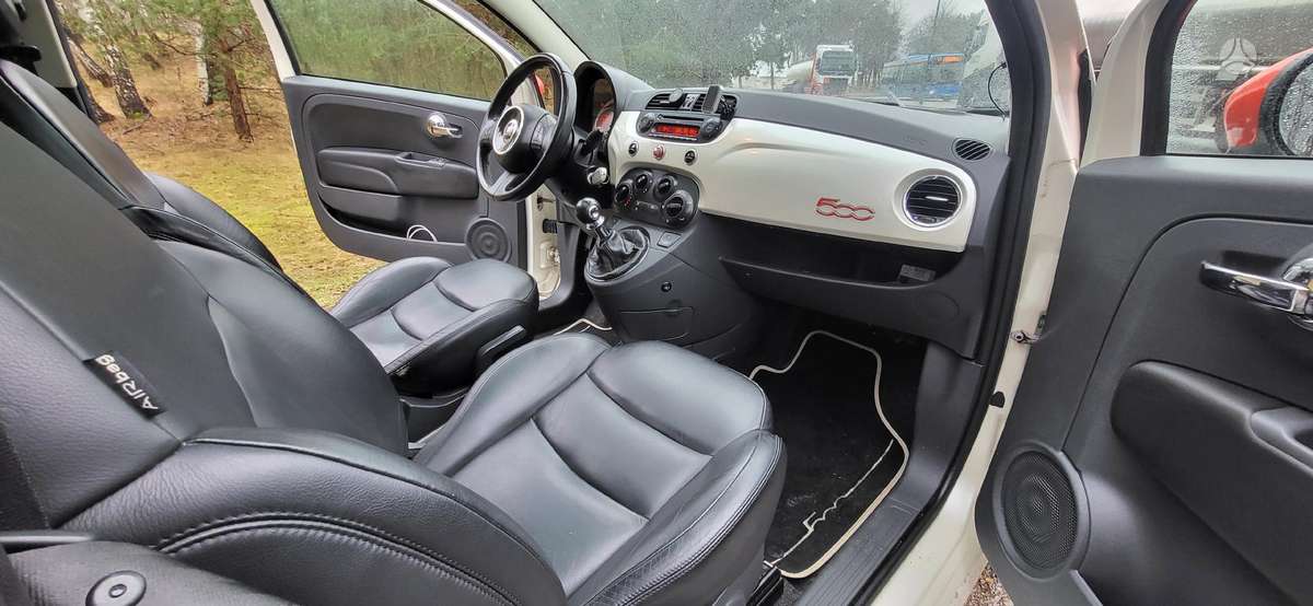 Fiat 500, 1.0 l., hatchback