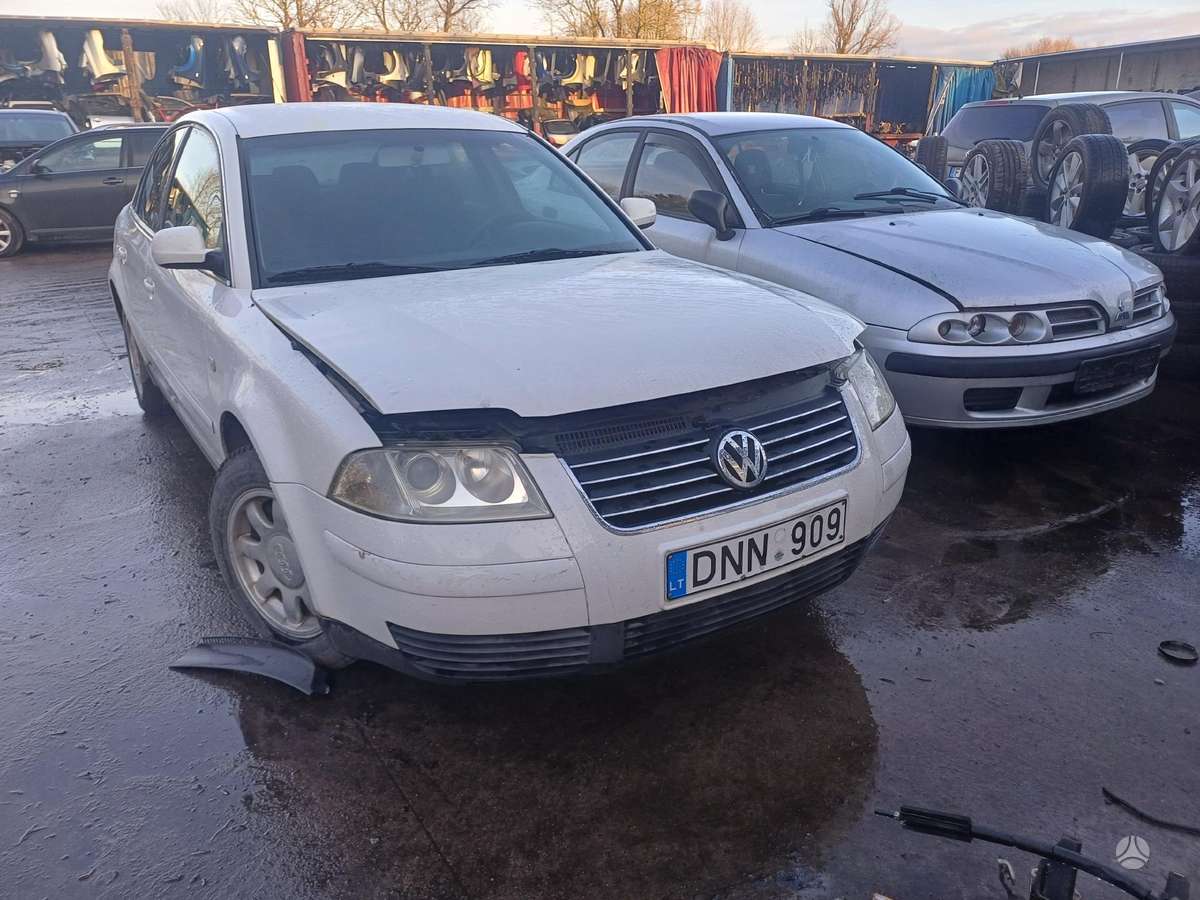 Volkswagen Passat for parts