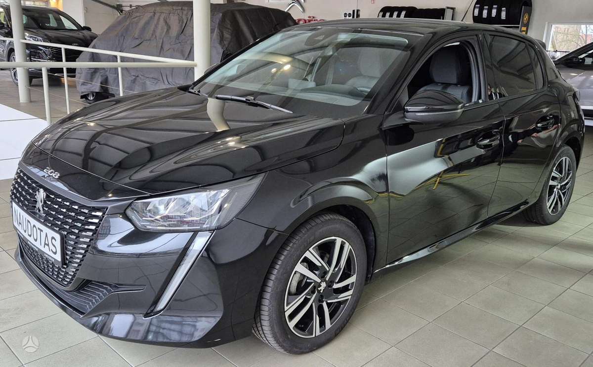 Peugeot 208 - 2