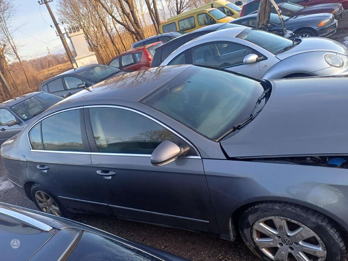 Volkswagen Passat for parts