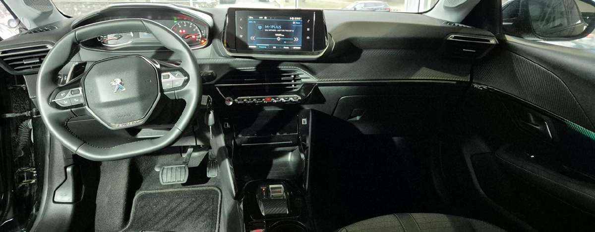Peugeot 208 - 9