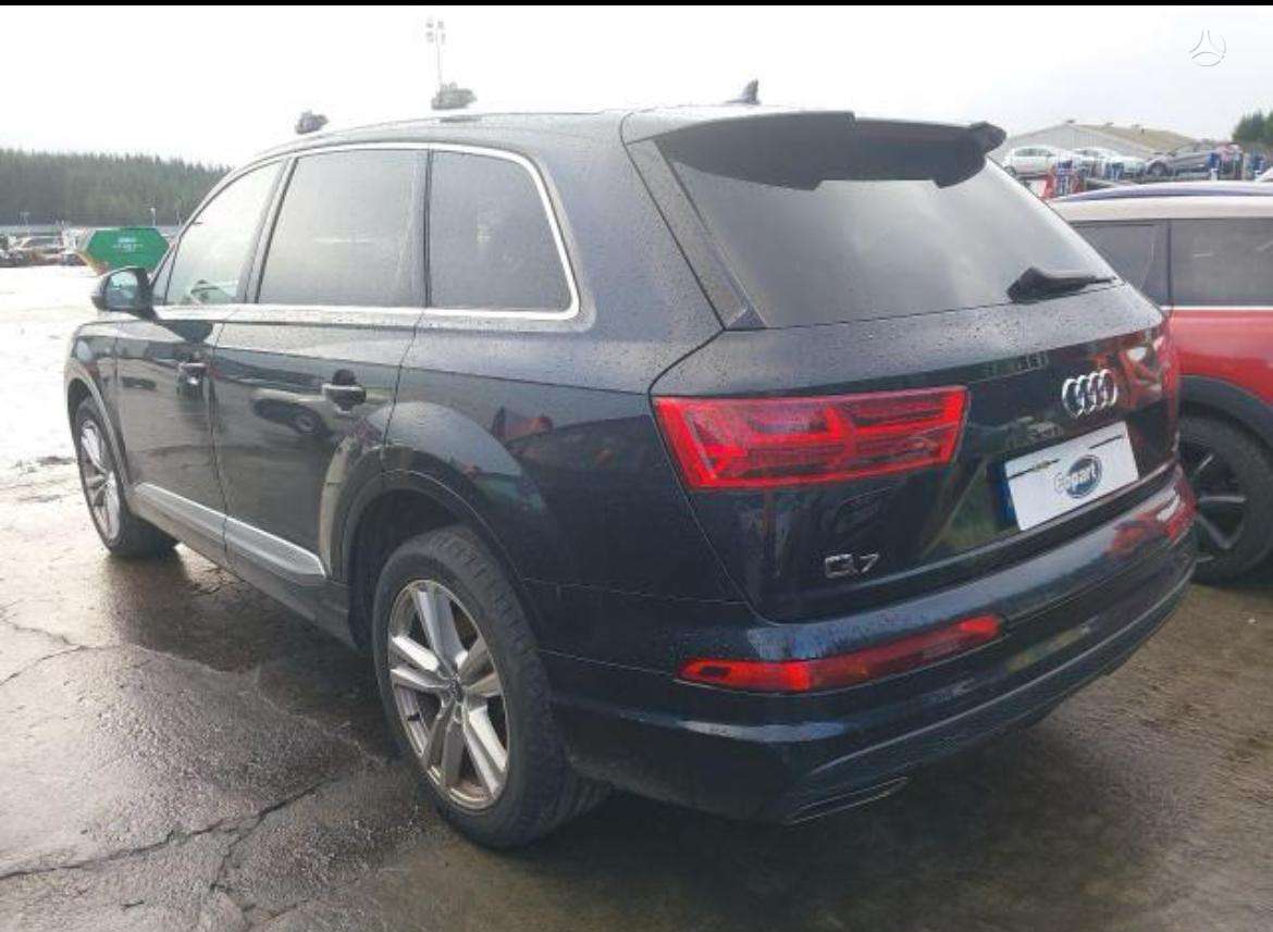 Audi Q7, CRT, rezerves daļās