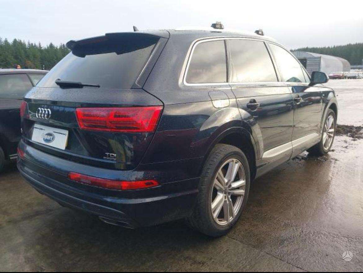 Audi Q7, CRT, rezerves daļās