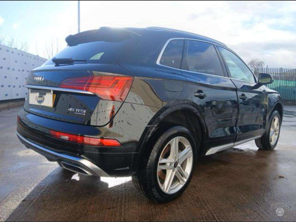 Audi Q5 dalimis