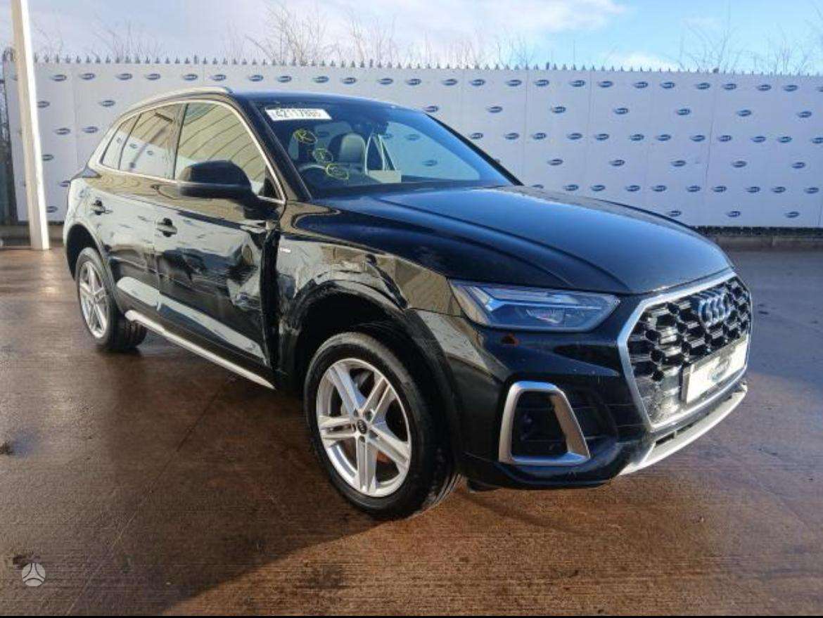 Audi Q5 for parts
