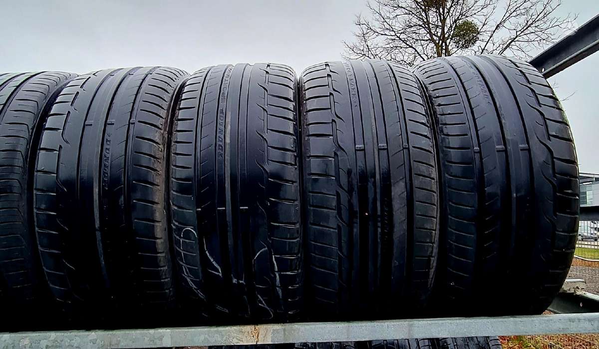 Dunlop, summer 225/40 R18