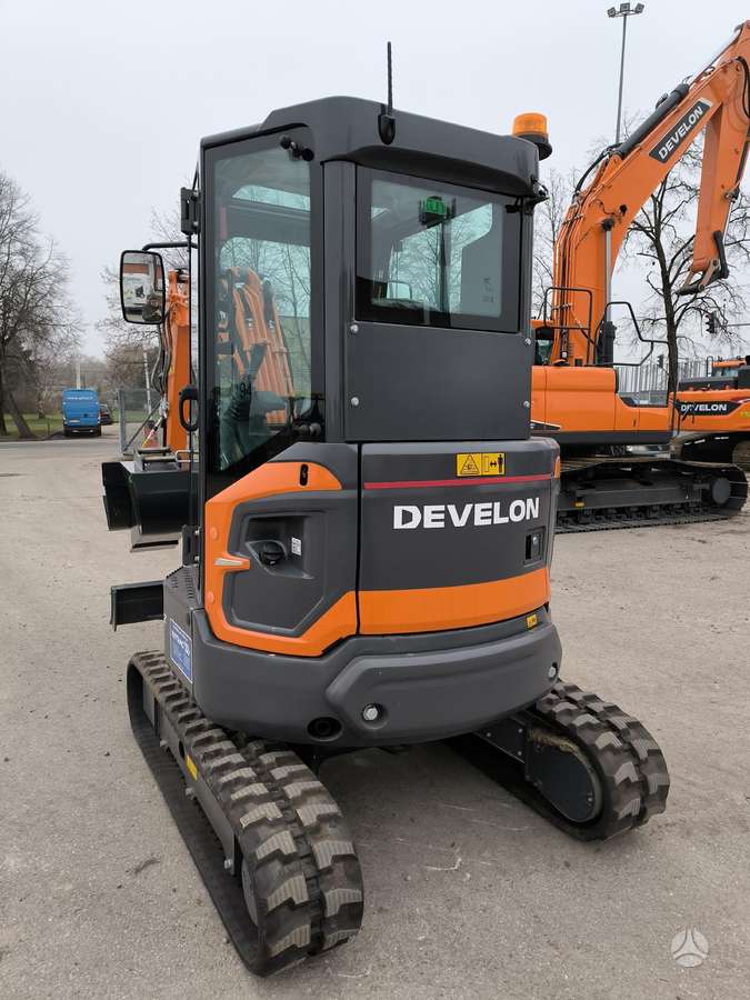 DEVELON DX27Z-7, mini excavator