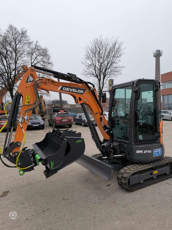 DEVELON DX27Z-7, mini ekskavatori