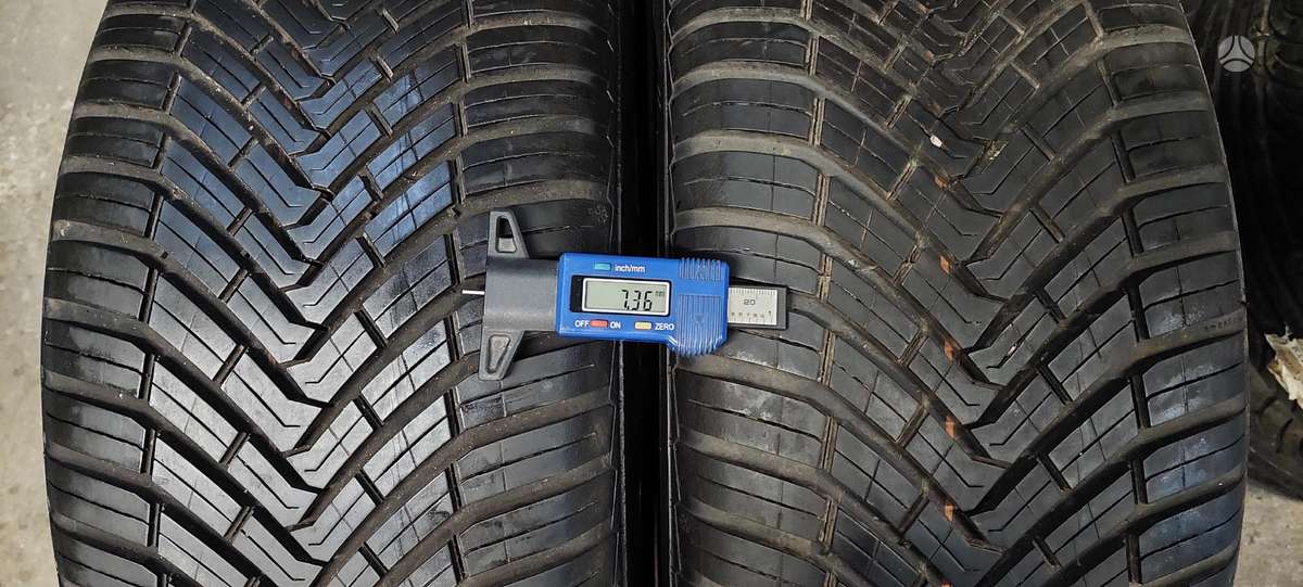Continental, universalios 225/55 R16