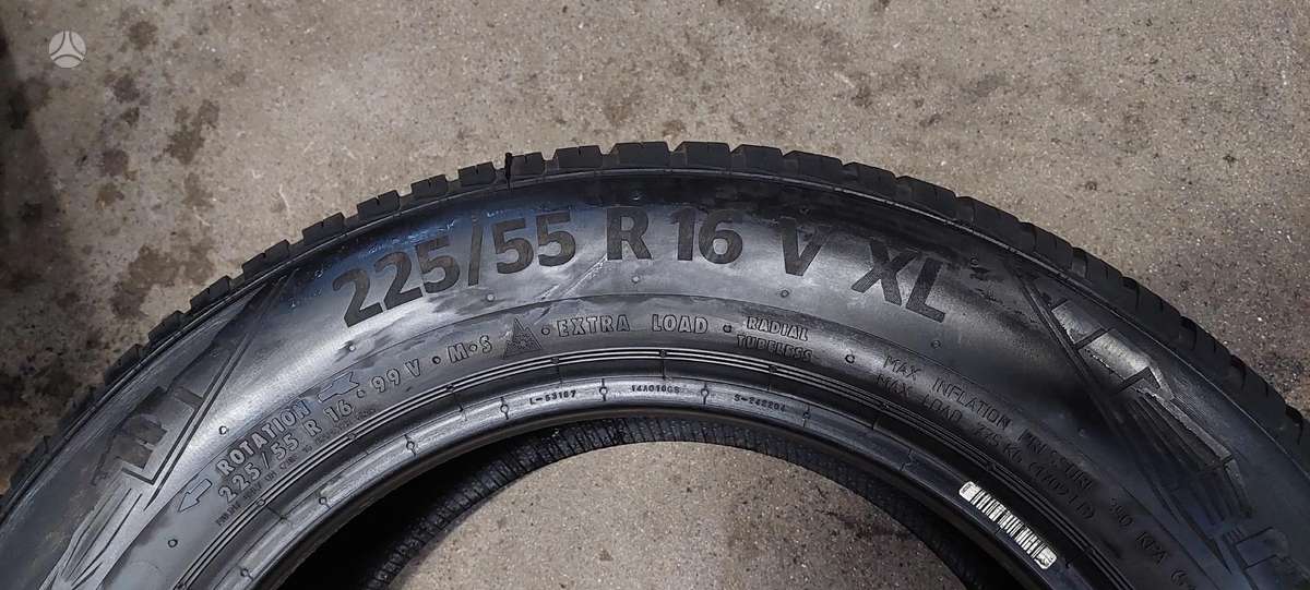 Continental, universalios 225/55 R16