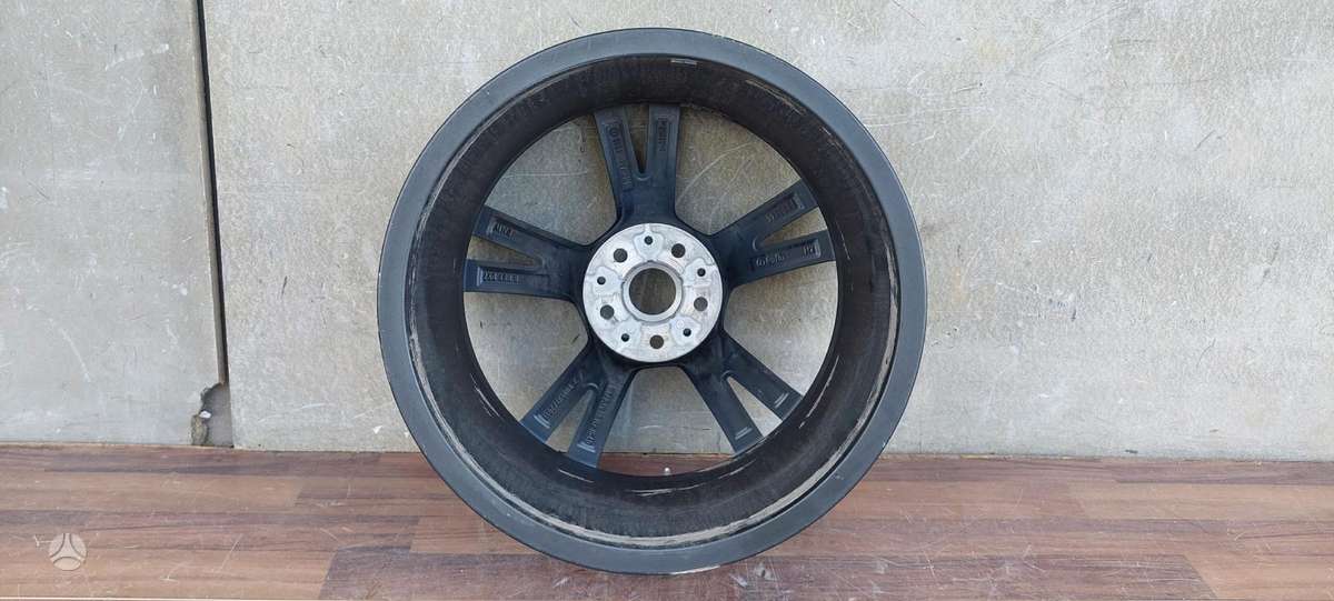 BMW 3 serija, 8089897, Cen24145