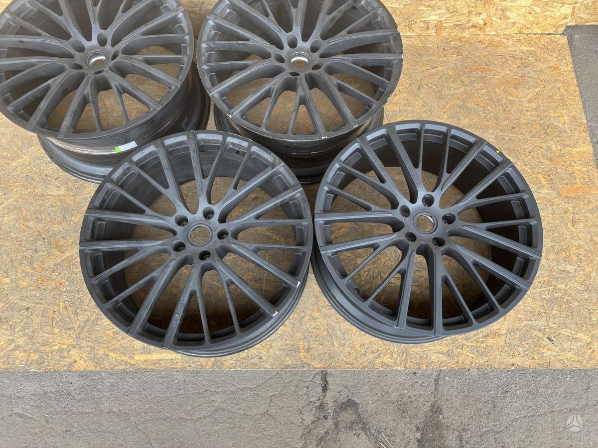 Aston Martin DBX, PY839965GJA, Cen24128