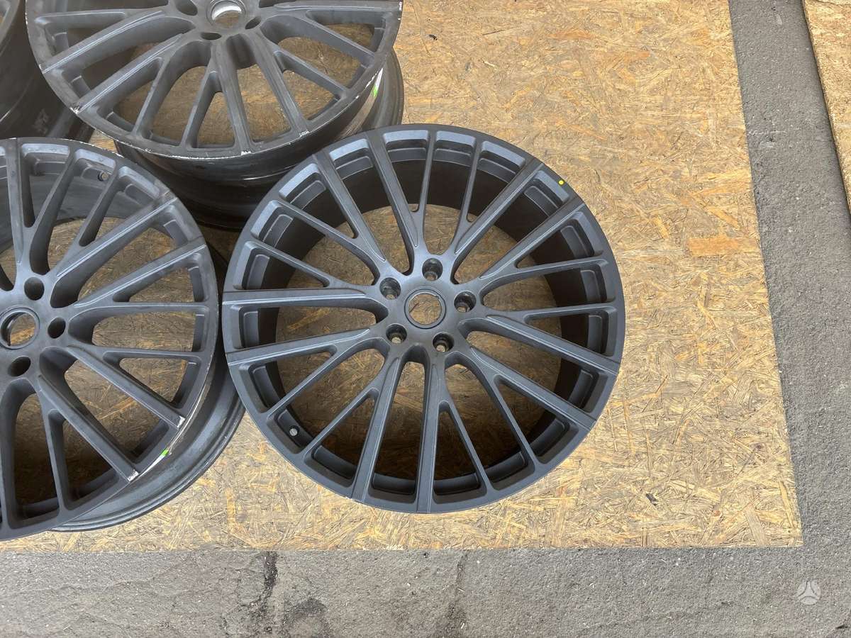 Aston Martin DBX, PY839965GJA, Cen24128