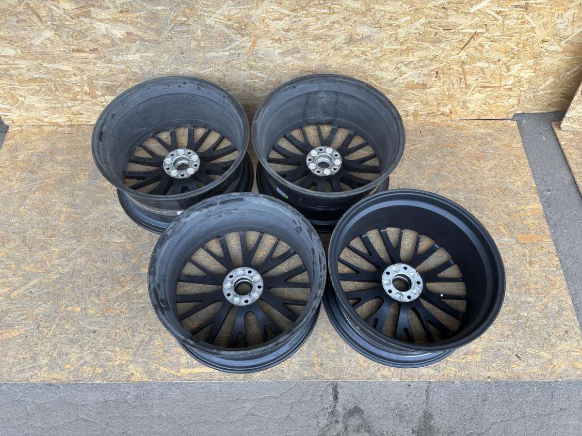 Aston Martin DBX, PY839965GJA, Cen24128