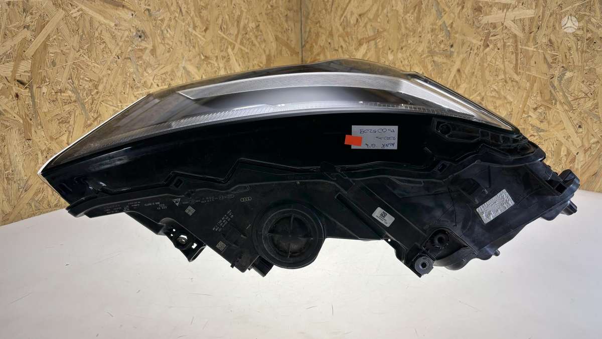 Audi Q7, 4M0941012C, Cen23642