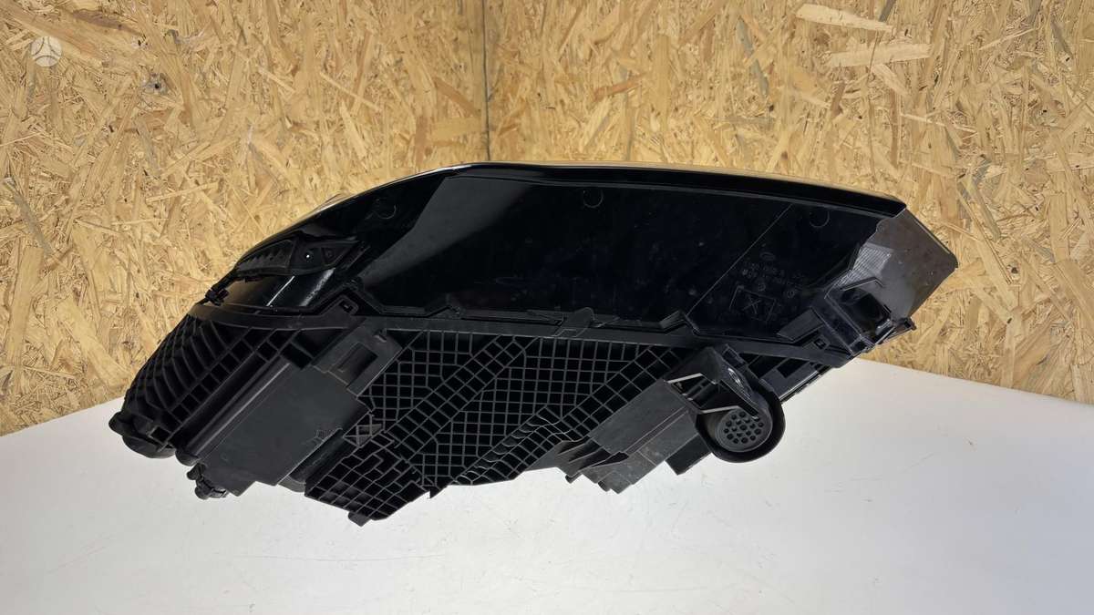 Audi Q7, 4M0941012C, Cen23642