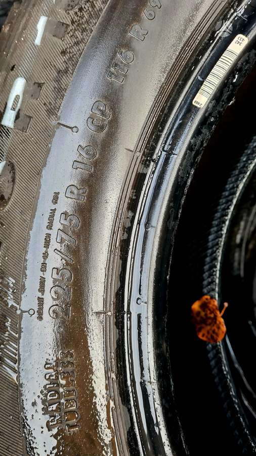 Continental, летние 225/75 R16