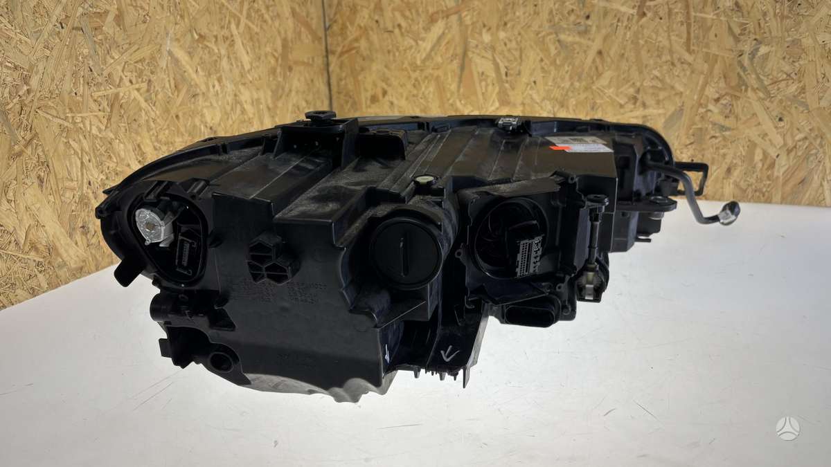 Volkswagen Passat, 3J1941035, Cen24144