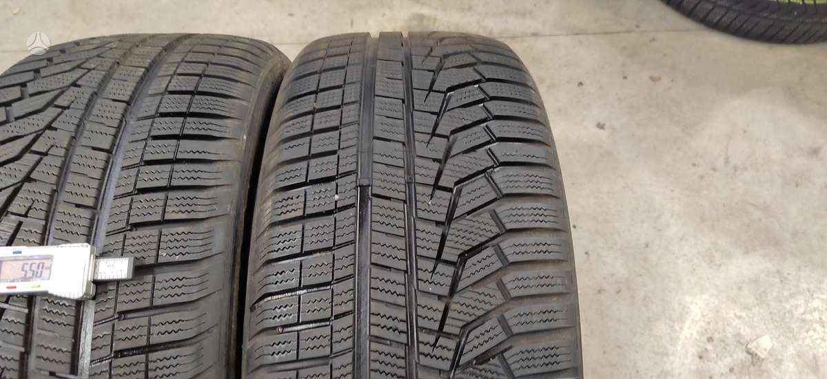 Hankook Winter Icept  Evo 2, winter 235/40 R19