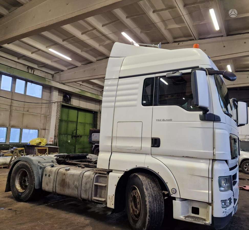 MAN TGX 18.480 retarder, single sleeper