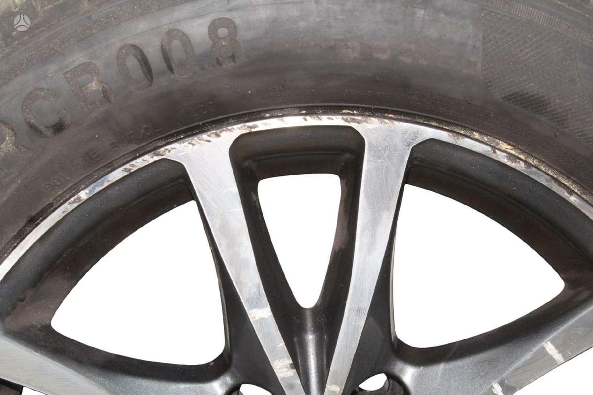 Toyota Verso, lengvojo lydinio, R16