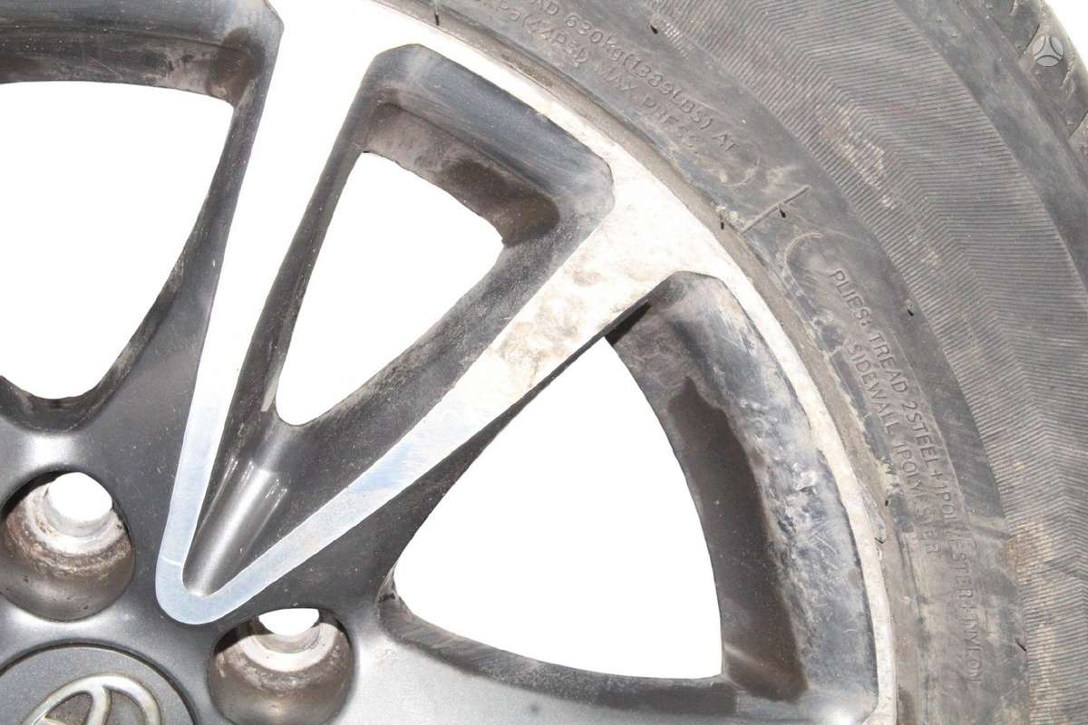 Toyota Verso, lengvojo lydinio, R16
