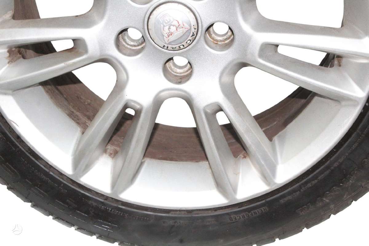 Jaguar XE, lengvojo lydinio, R17