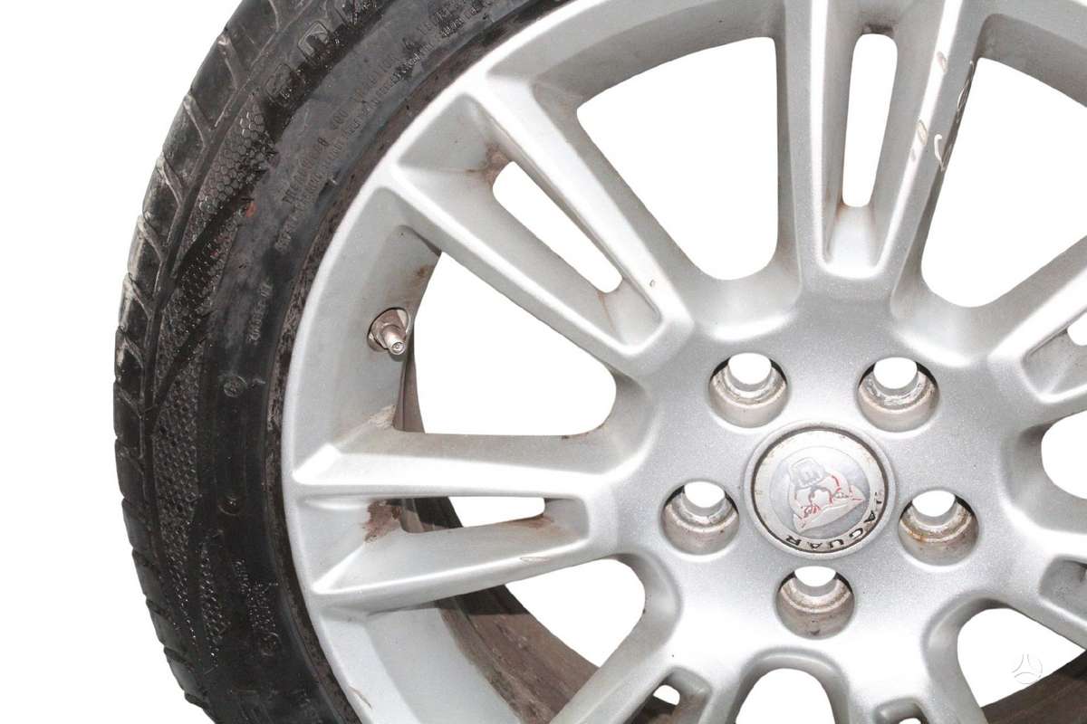 Jaguar XE, lengvojo lydinio, R17