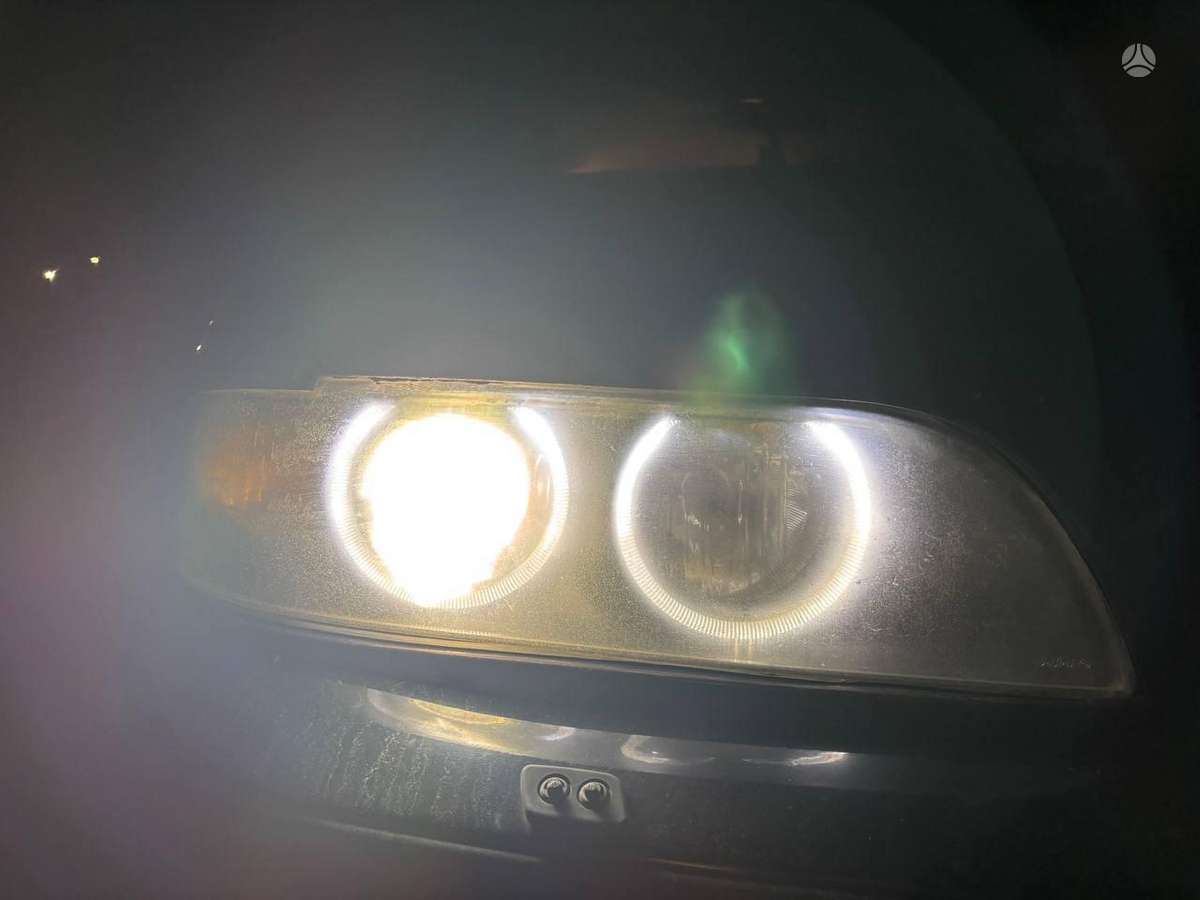 BMW 530 rezerves daļās