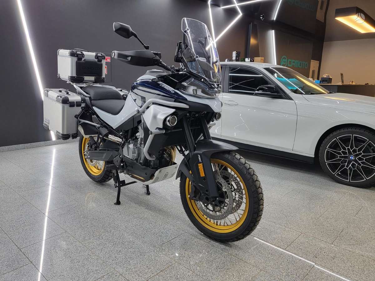 CFMOTO 800 Explore 799cc, touring / sport touring