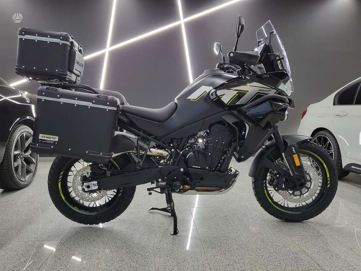 CFMOTO 800 Explore 799cc, touring / sport touring