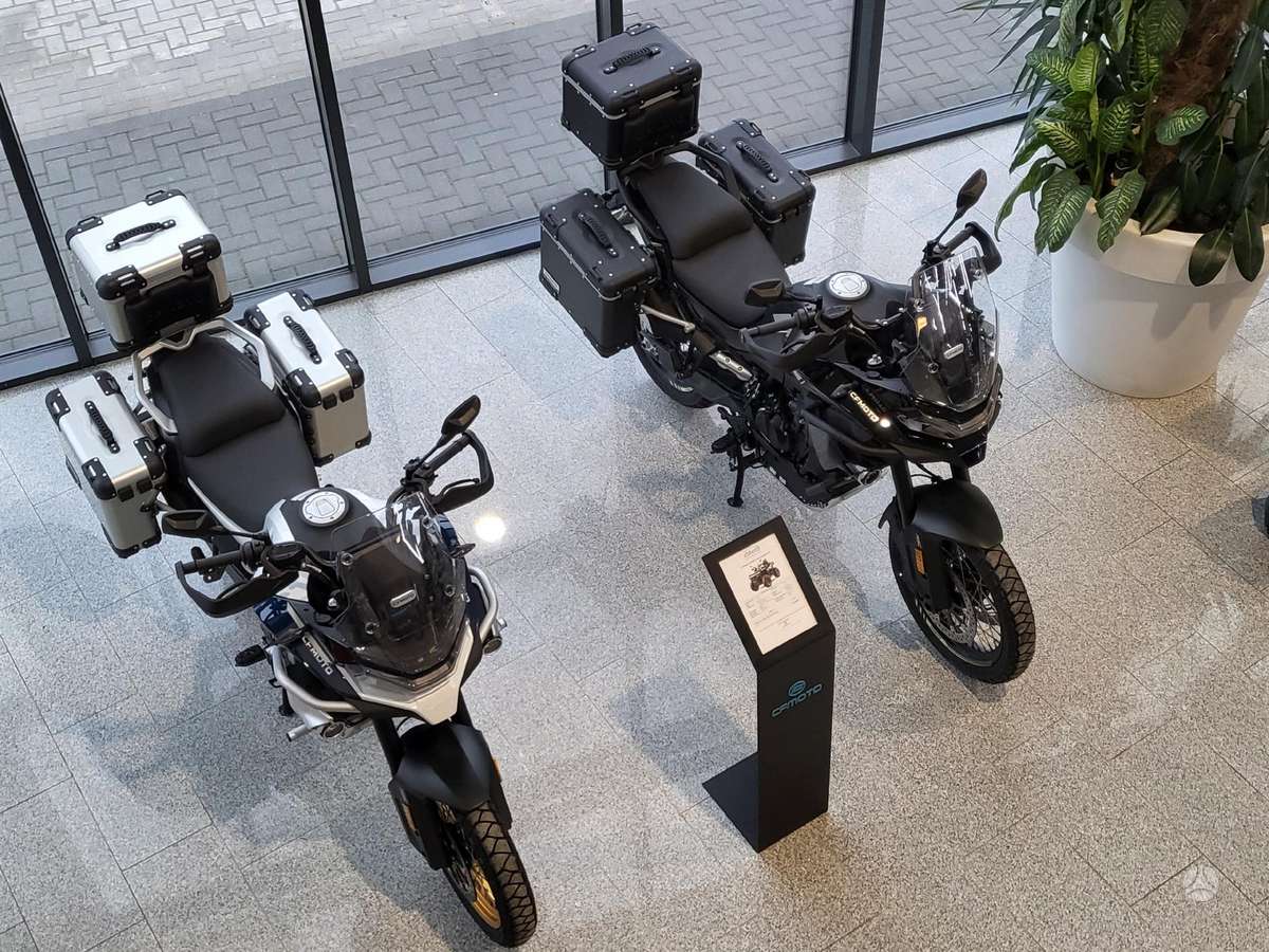 CFMOTO 800 Explore 799cc, touring / sport touring