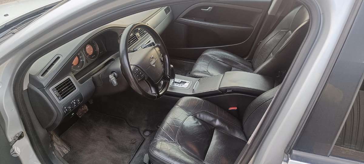 Volvo V70, 2.0 l., universalas