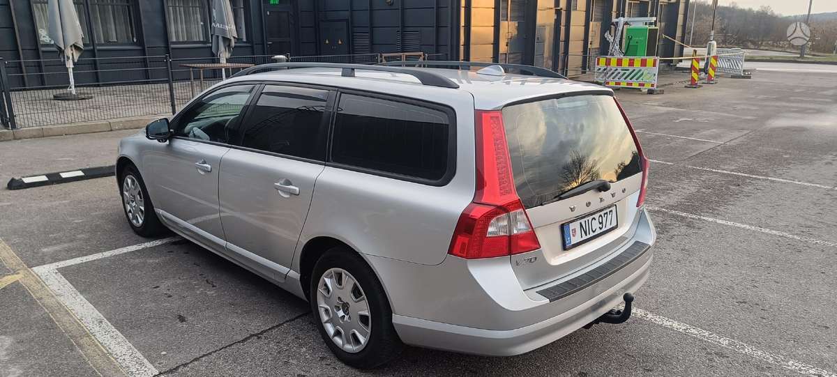 Volvo V70, 2.0 l., Универсал