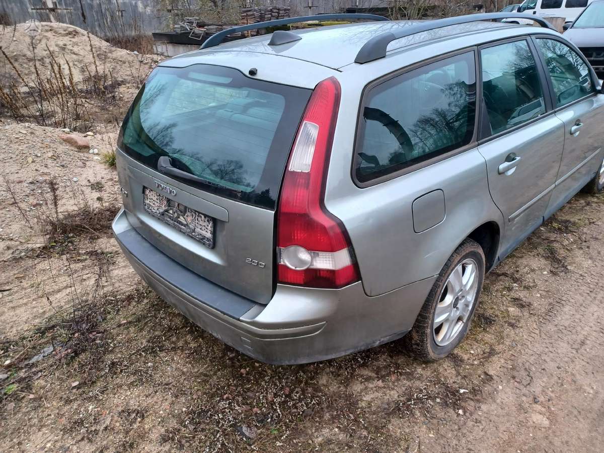 Volvo V50