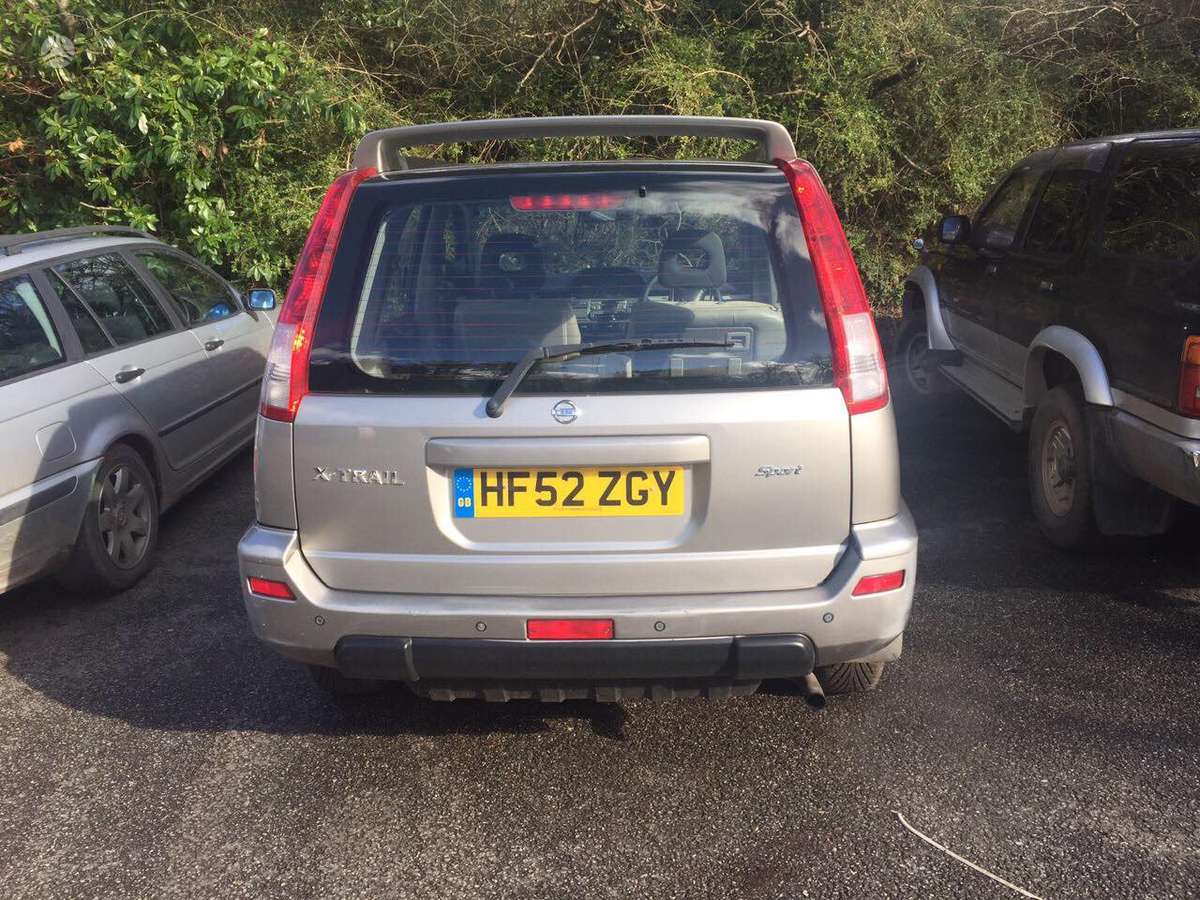 Nissan X-Trail dalimis. 2 2dci
