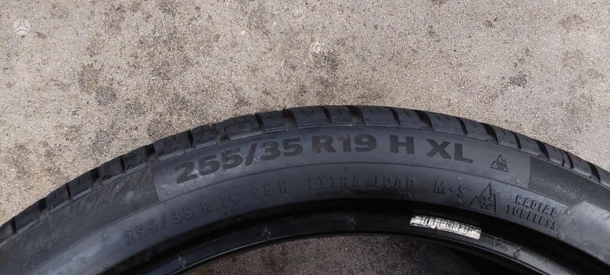 Continental, winter 255/35 R19