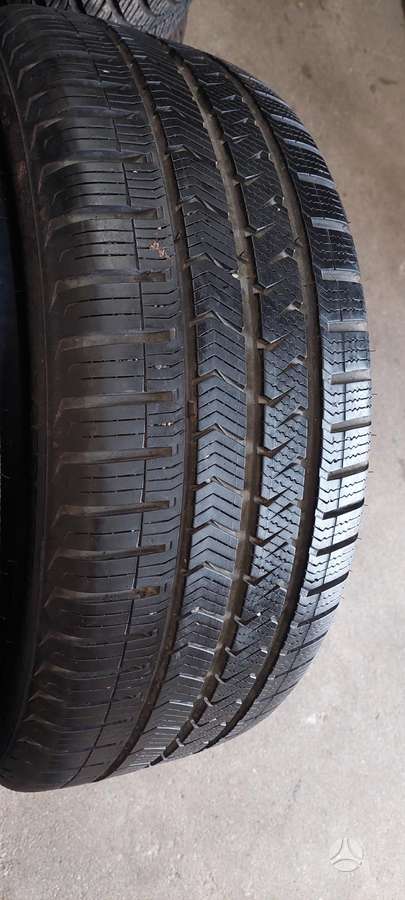 Vredestein, universalios 215/45 R18