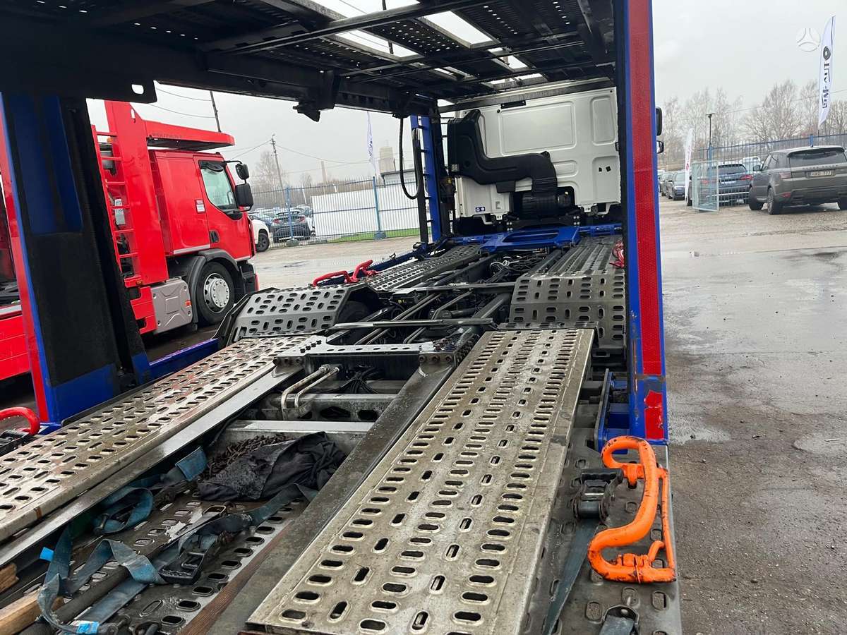 DAF CF 440, auto transporters