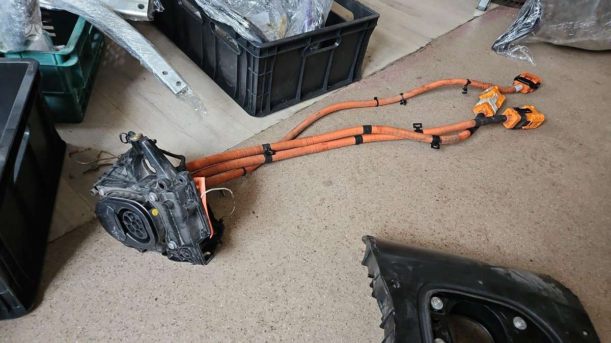 Porsche Taycan Porsche taycan dalimis