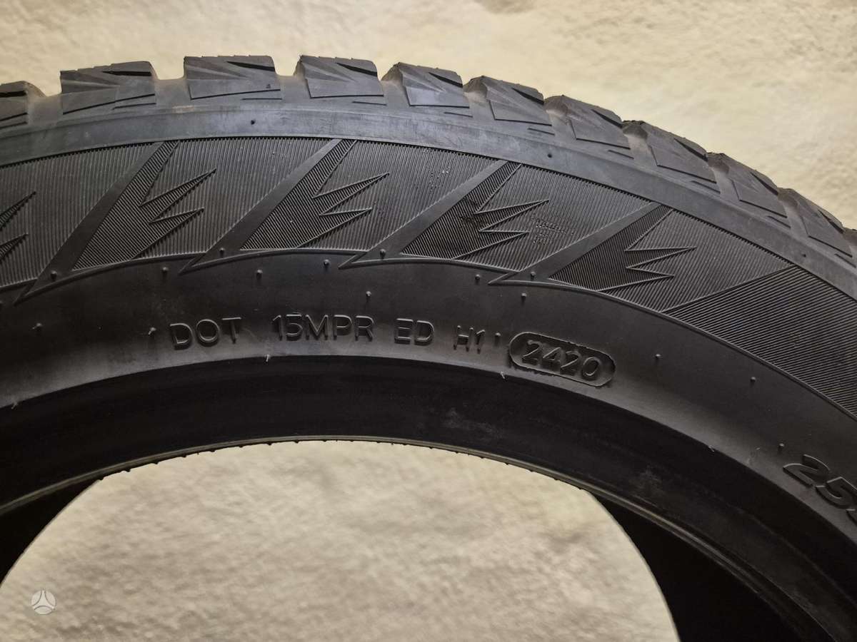 Hankook, winter 255/55 R19